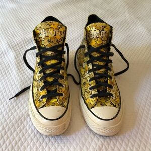 RARE Converse Chuck 70’s Peanuts High-Top Sneakers size W: 10 1/2 Eu:42
Worn 1x